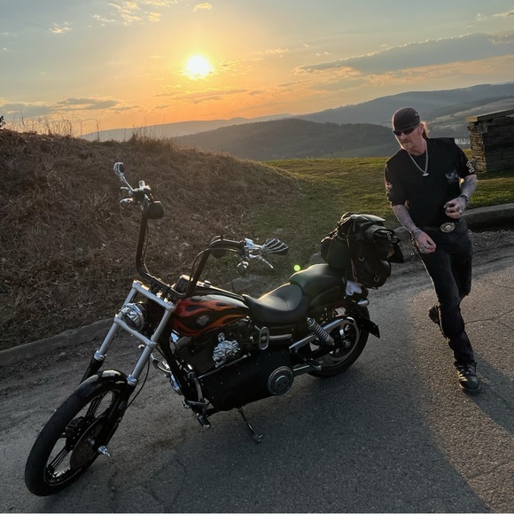 Meet your Posher, Daniel - Picture 2 of 5